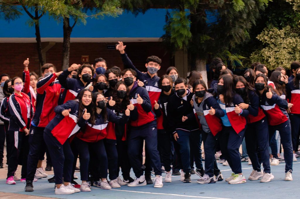 milaponce8's tweet photo. #MegustadeCelaya mi generación 🫶🏻 #MaristaCelaya 
@ULISESCENTENO 〽️ https://t.co/owb9Alm6mi