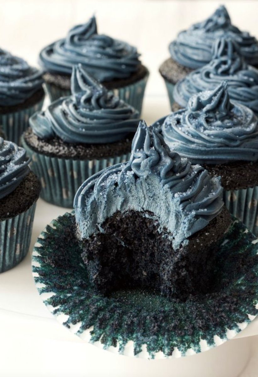 KoernerCo's tweet image. Our collection of Liqua-Gel is an effective food coloring tool provides vibrant colors that mix easily &amp;amp; provide consistent tones without altering the texture of your creation. Shop our variety of #Chefmaster Liqua-Gel products today! 
koerner-co.com/royal-blue-liq…
#koernercompany