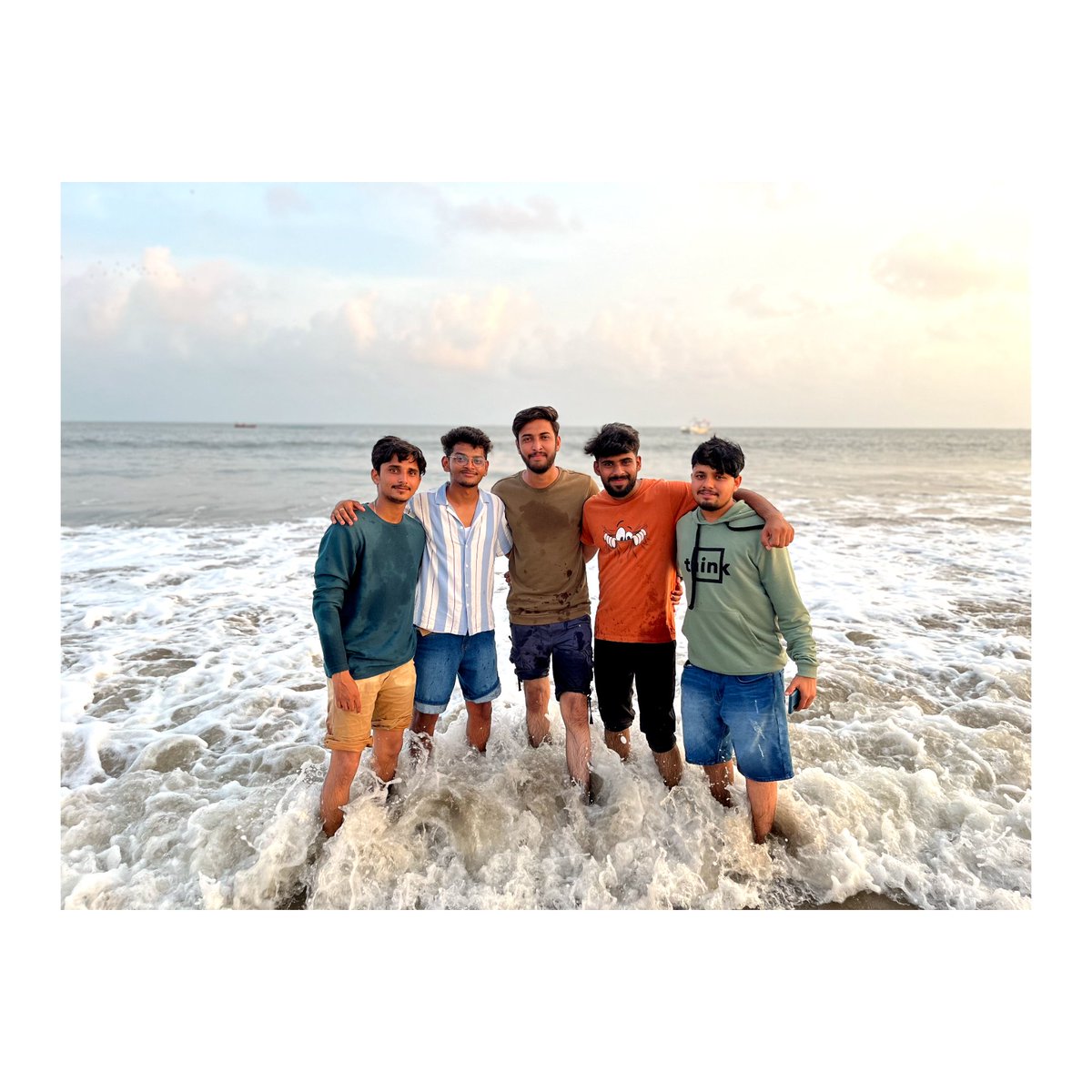 Enjoying with buddies at Diu Beach 🏖️