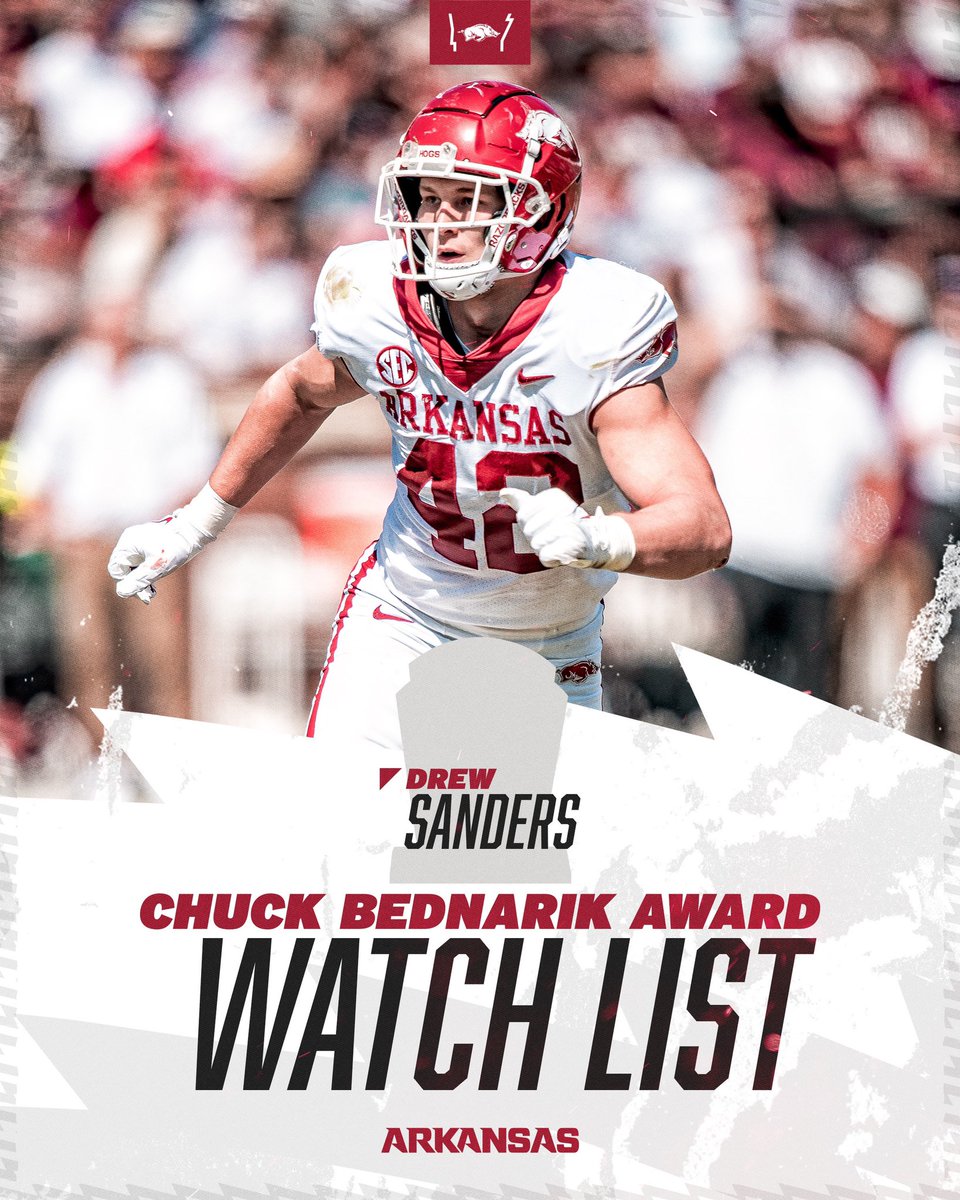 👀 they’re all watching now