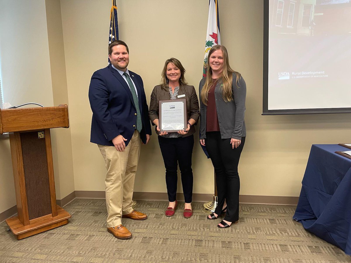 GbrValleyEDC's tweet photo. Thank you @USDA for funding rural business development across the state. Happy to be honored with this group! https://t.co/1ASHef6H1M