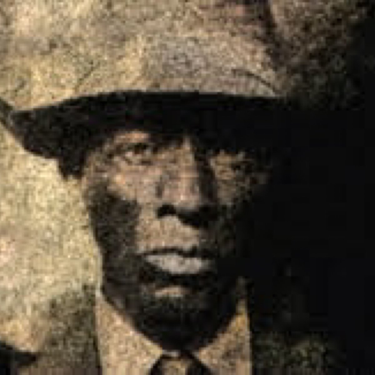 During the 1940s it was rare for a black person to have control over large amounts of land.

In 1944, a group of white men brutally lynched Rev. Isaac Simmons, a Black minister &amp; farmer, so they could steal his land in Amite County, Mississippi which was over 270 acres

A THREAD!
