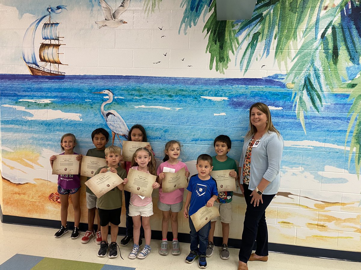 PolandDenise's tweet photo. Recognizing our students for their hard work during the first nine weeks is one of the most rewarding parts of being a principal.  These students are exceptional in all they do.  #BeGolden #LOLC #MissionMovingForward #ACISD https://t.co/VwvxBOQwv1
