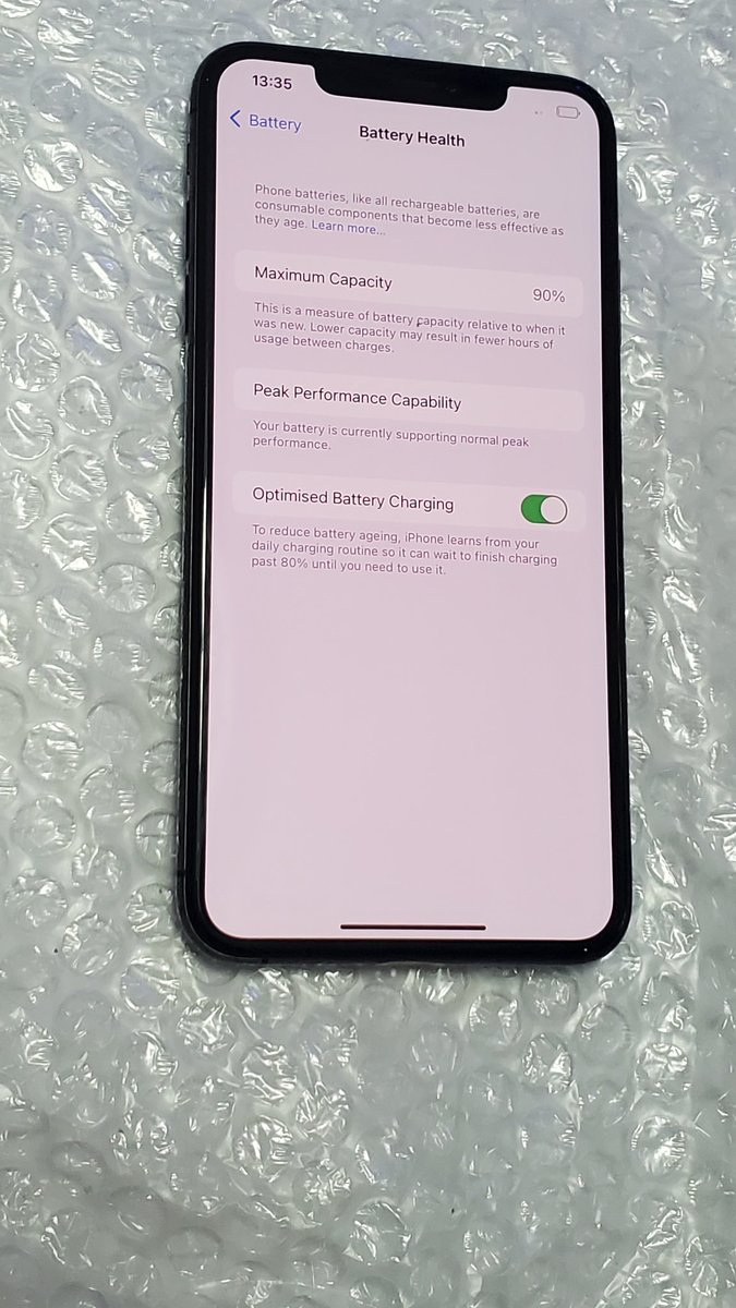 MeedMobile's tweet photo. Sweet deal 🥳🥳🥳
iPhone Xs Max 64gb 
Grey Color 
90% Battery Health 
Factory unlocked 
89% Neat 
Mint Phone + Superfast Charger + Free pouch 

NGN179,999 only 
Pickup at our office
Waybill Available Nationwide https://t.co/favzNf77wt