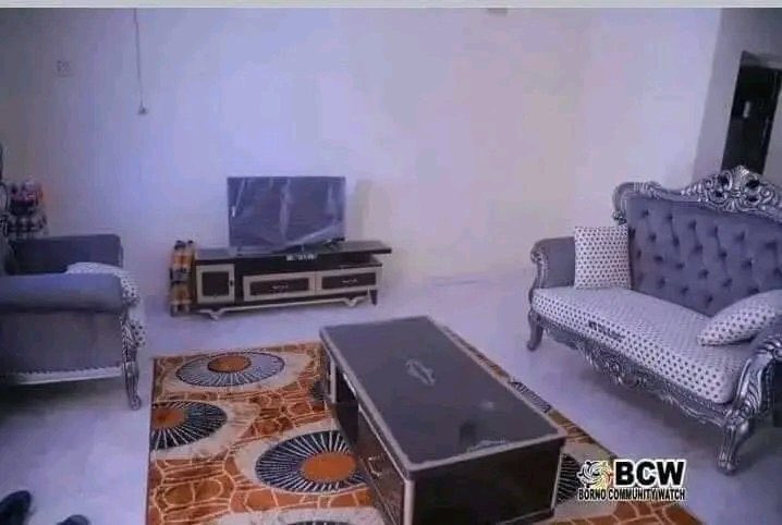 OvieNews's tweet photo. Zulum allocates house to that primary school teacher whom @ProfZulum found very early in the morning, at the school premises while he was investigating punctuality of teachers there in 2020. Mrs Obiagelli Mazi  who hails from Abia State has worked in Borno state for 31 years. https://t.co/HCaeN1OGE0