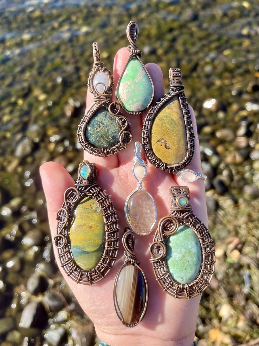 chrysoprase queen tweet media
