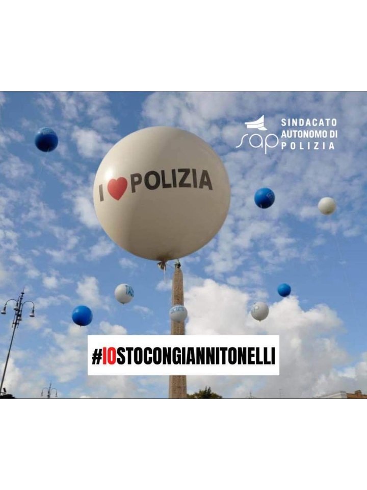 Sap_Pisa's tweet photo. @robimazzini #iostocongiannitonelli https://t.co/6L7XPTovx4