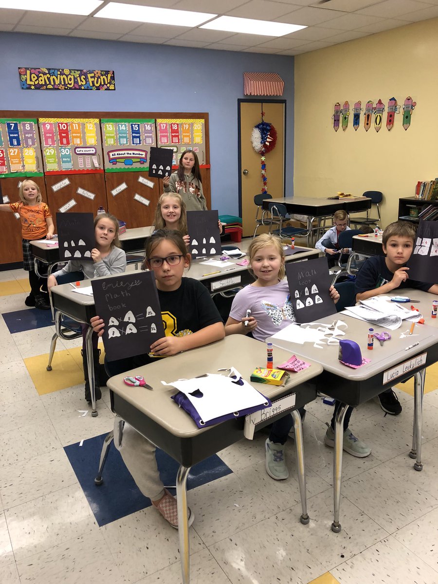 PattyFrancis15's tweet photo. Ghostly Math! Third graders are trying different ways of learning multiplication and the commutative property@RSDRams@ringgoldnorth https://t.co/9weHCocs7r