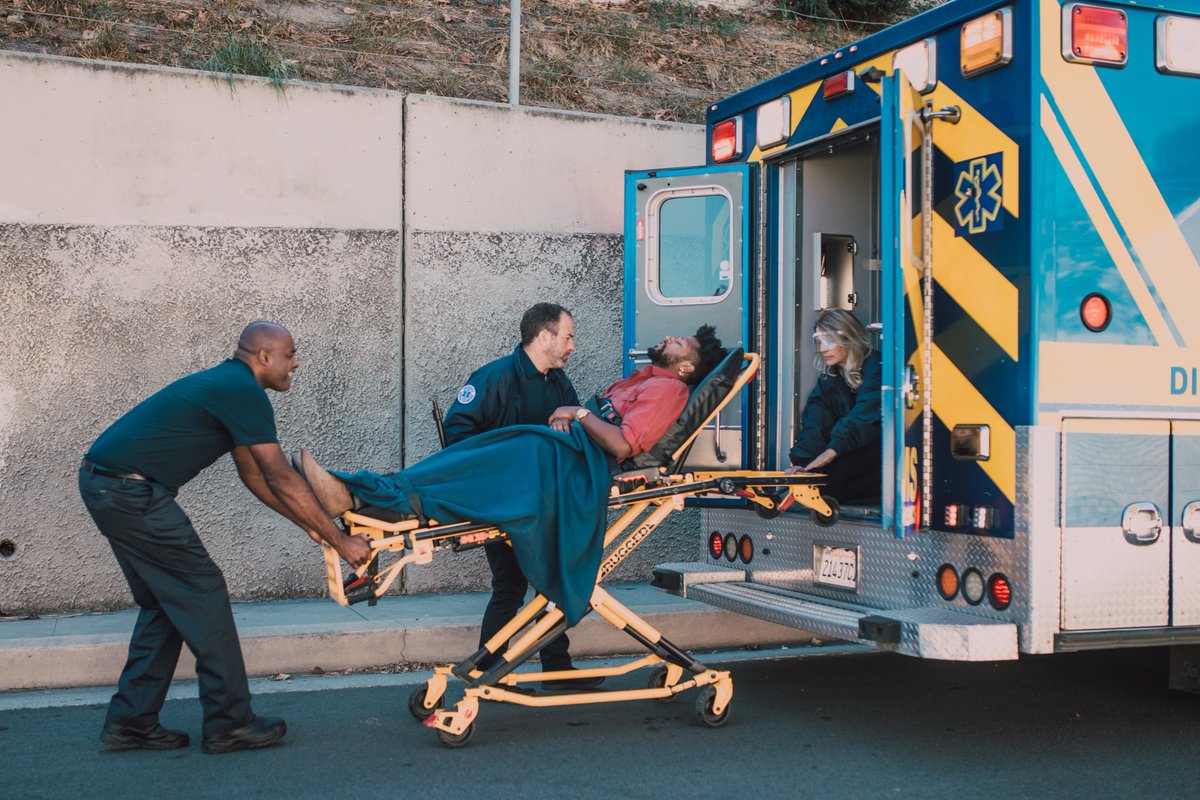 Identifying approaches for optimal management of ambulance-to-hospital offload processes. Read our #RapidSynthesis on this topic mcmasterforum.org/find-evidence/…