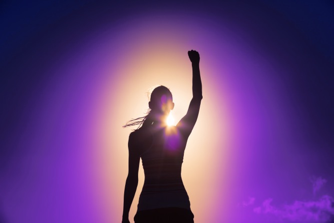 shebrandliz's tweet image. When the adult part of you desperately wants a successful brand, but the protective part of you thwarts your goals with procrastination, numbness, addiction, anxiety and depression, it’s time to heal your nervous system: shebrand.com/heal-your-nerv… #somaticwork #truamarecovery