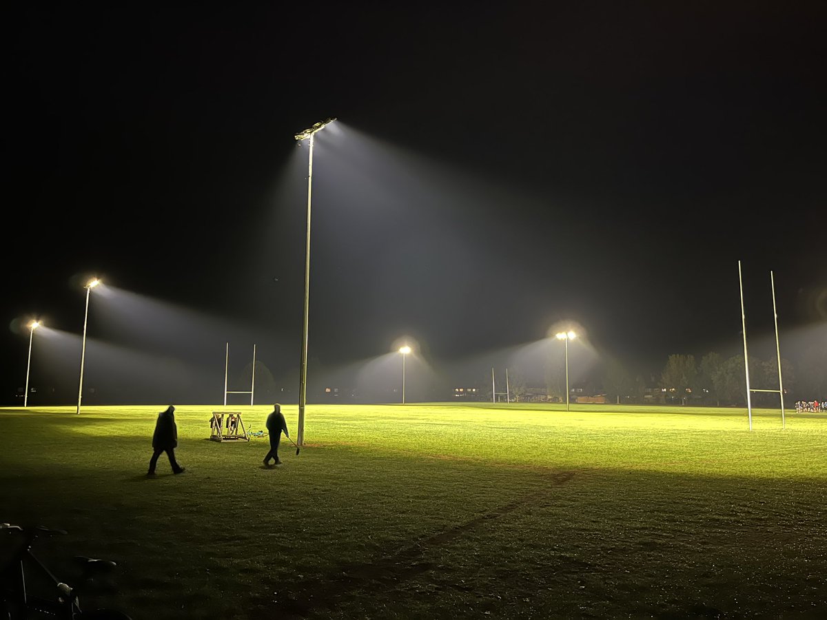 FelixstoweRUFC's tweet photo. Amazing to turn on our brand new floodlights this evening. A game changer for the rugby club. Thanks to Committee, Directors, Volunteers, Sponsors and local Council #GoBadgers #grassroots #rugbyfamily #gobadgers @ECRURUGBY @SuffolkRU @EnglandRugby https://t.co/cmNWcBbvOO