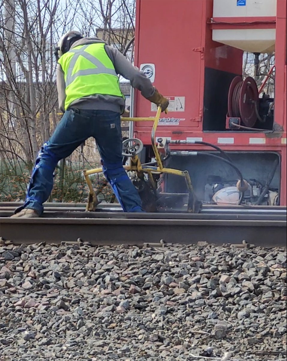 IndustryRailway Suppliers, Inc. (IndustryRailway) Twitter Tweets