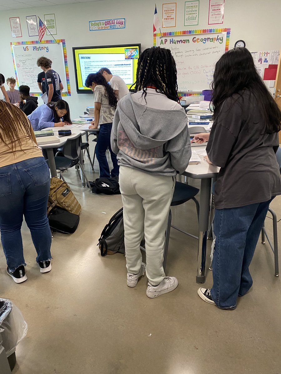Population Party in APHG today! Students got to “meet” people from around the world to discuss population issues.  The dance music was fun too! #AVID #WICOR <a href="/BHSAVID380/">BHSAVID</a> <a href="/CSOSUAVE17/">Mr. Hailey</a> <a href="/BHSfreshZONE/">Braswell Freshman Zone</a> <a href="/braswellhs/">Braswell High School</a>