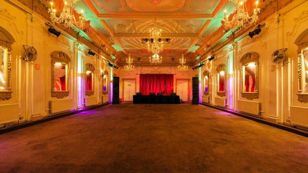 Reunite For A Kandi Xmas... Announcement coming soon. There's will only be 400 tickets, so go click attending &amp; invite your friends 🙂 facebook.com/events/5645297…