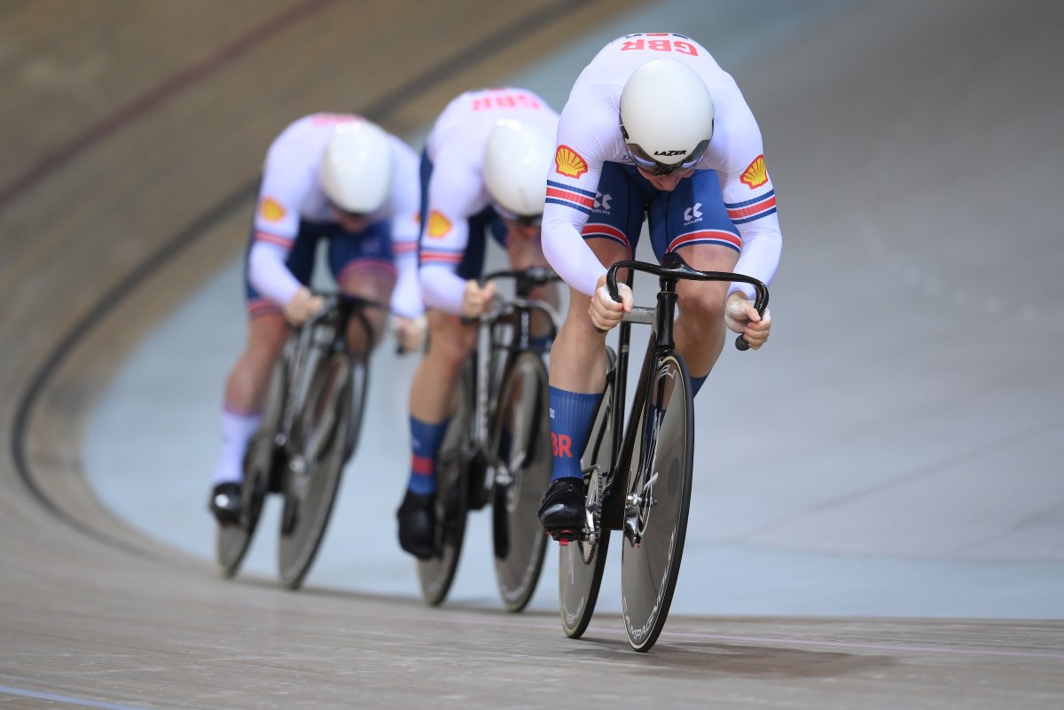 BritishCycling's tweet photo. ANOTHER medal for Great Britain!

Bronze in the Men's Team Sprint to match the result in the Women's event 👏 🥉

#SQY2022 https://t.co/Yjp2SjMxLn