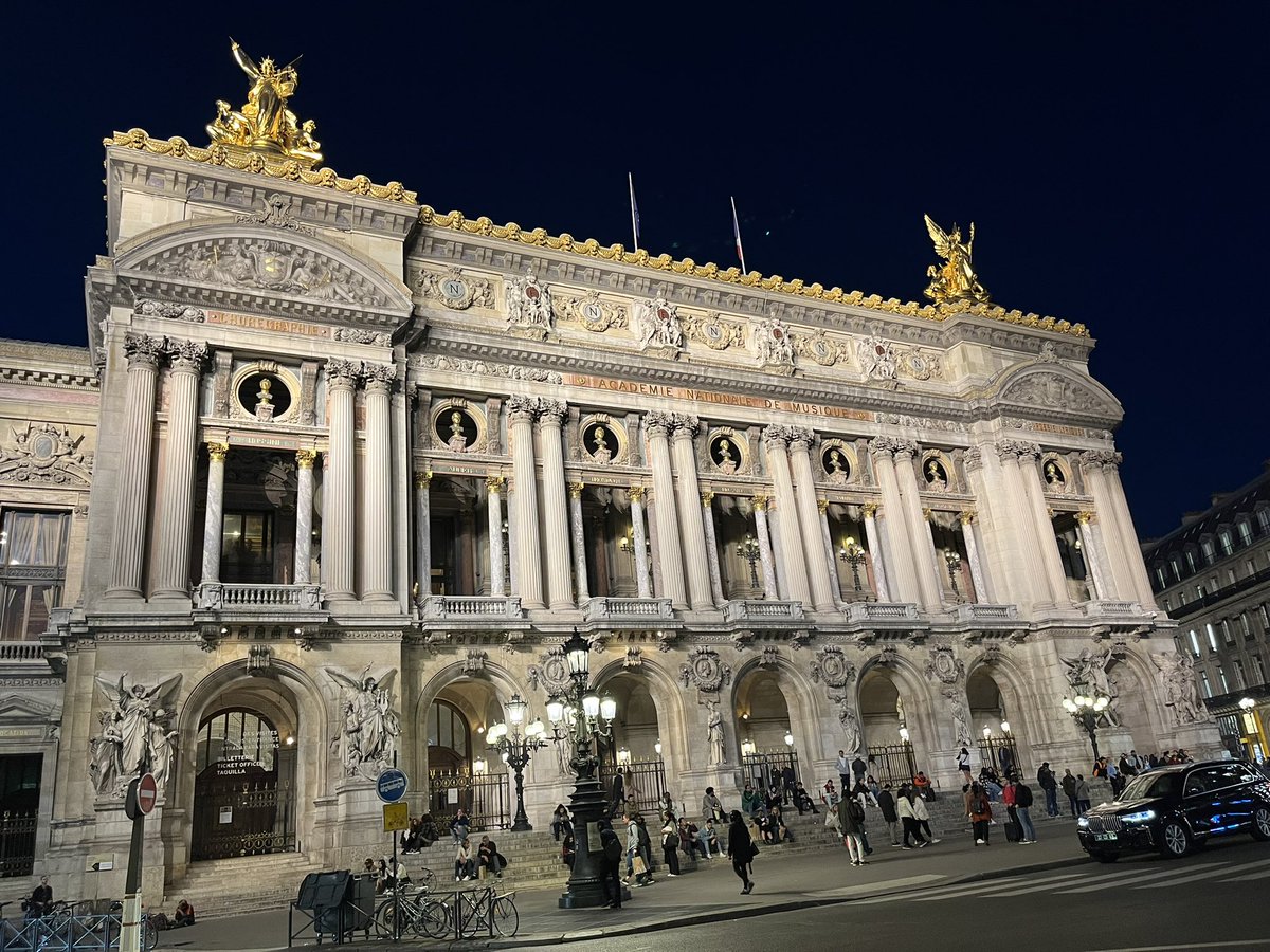 Koen_van_Velsen's tweet photo. Opéra de Paris, France https://t.co/KoqATFCOdR
