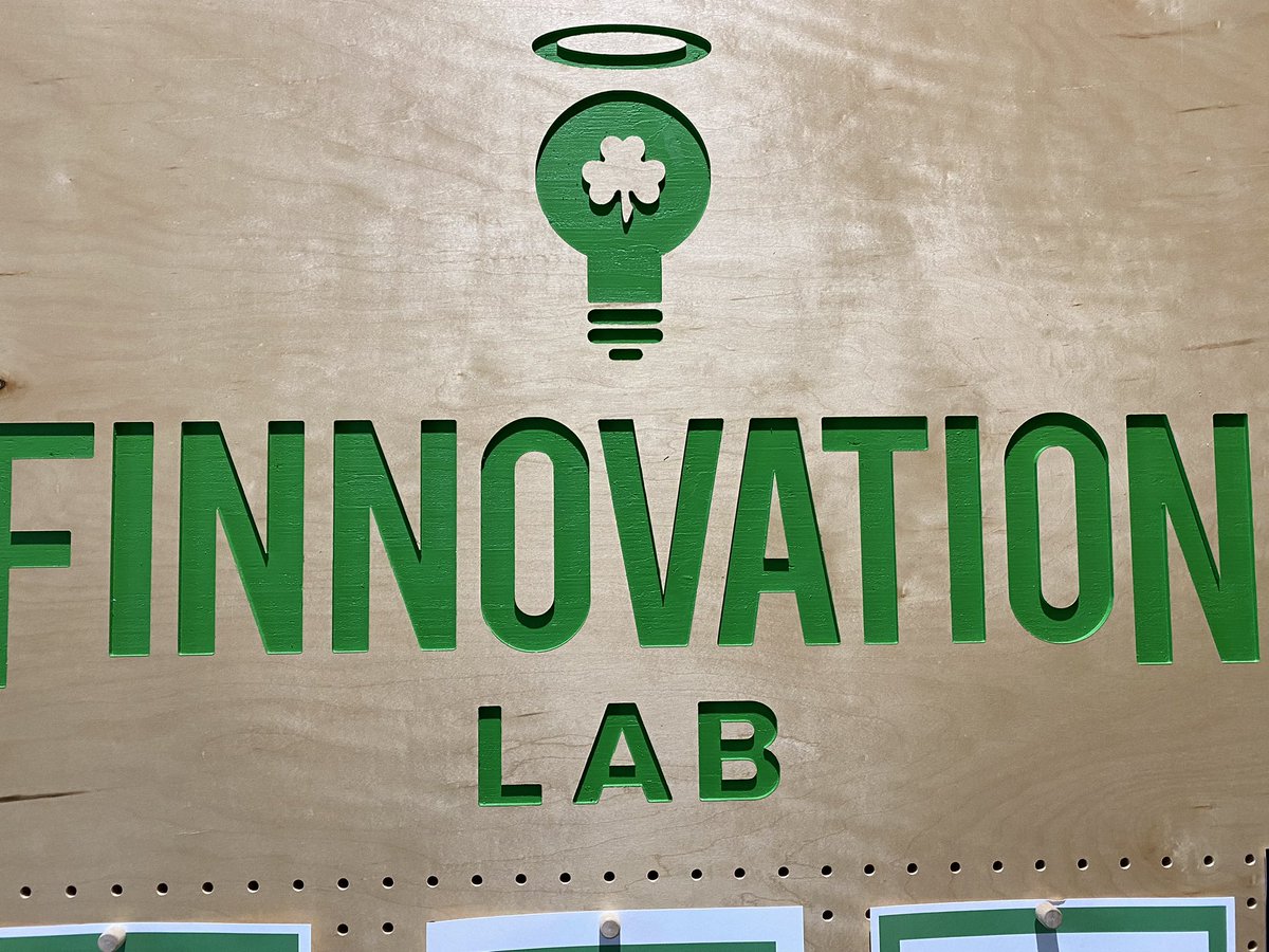 Great meeting to end the last 36 hours in Minneapolis St. Paul with <a href="/Aoife_IDA/">Aoife</a>. On to Detroit &amp; Ann Arbor for Michigan Tech Week! #whyireland