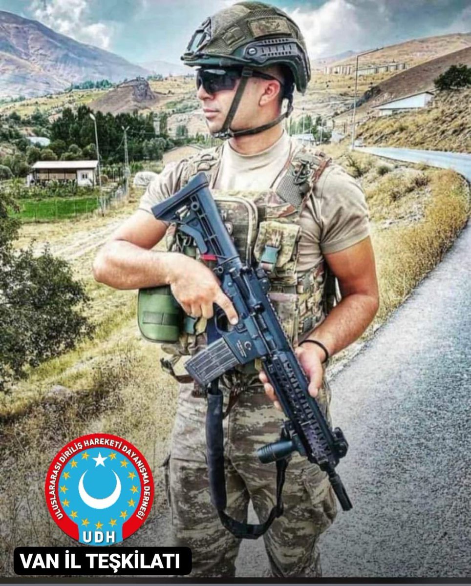 dirilis_sehit's tweet photo. Uluslar arası diriliş hareketi şehit ve gaziaileleri dayanışma derneği Van il başkanlığı olarak Şehidimiz uzm çvş İbrahim HAN’a allahtan rahmet ailesine baş sağlığı diliyoruz şehidim sen rahat uyu kanın yerde kalmaz vatan size minnettar ne mutlu türküm diyene başımız sağ olsun. https://t.co/JaSnA5a9Tz