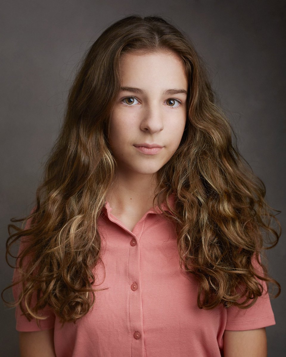 DeathridgeJess's tweet photo. Loving my new headshots 😍 @stageboxkids #lisavisserphotography https://t.co/fMq6DW2yK0