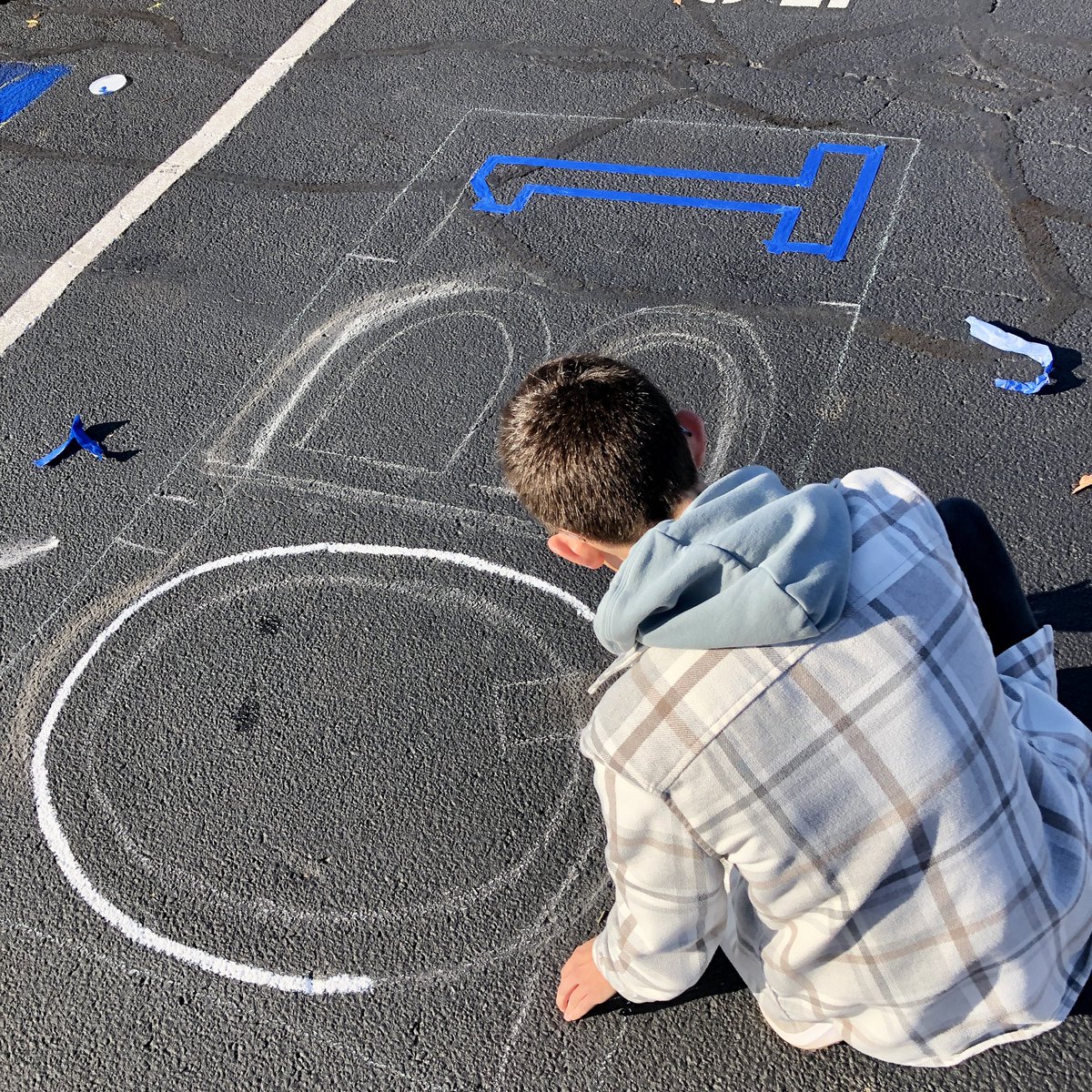 VernaODonnell's tweet photo. So much fun and creativity on display for our annual Senior Parking painting event. A huge thank you to the Safe Grad parents for their hard work to ensure such a wonderful experience!#safegrad #senioryeartraditions https://t.co/Uj6dpjUH3N