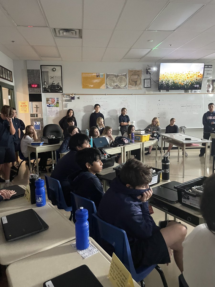 CCMS_WECDSB's tweet photo. Cougars Robotics Club meeting at lunch to program robots. FLL 2022 https://t.co/9isurhTU4X