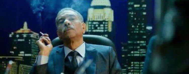 - إنت عارف أنا بحكيلك ليه ؟
= أكيد عشان واثق فيا
- لا، عشان بتنقل الكلام وأنا عايز الكلام يوصلهم