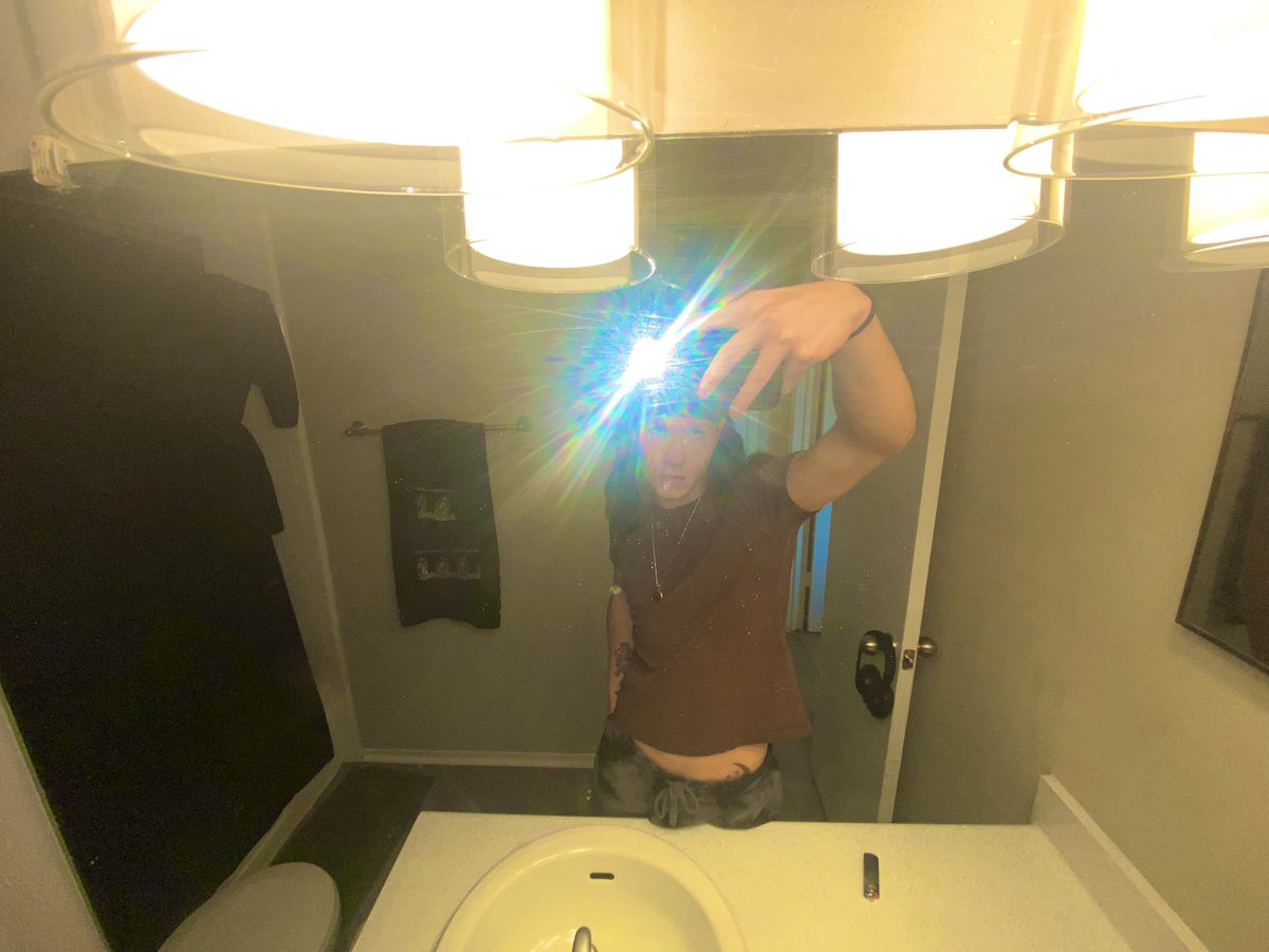 RoyalBlvd20's tweet photo. Someone come take these clothes off☺️#gay #ComingOutDay https://t.co/jGXeGcBojM