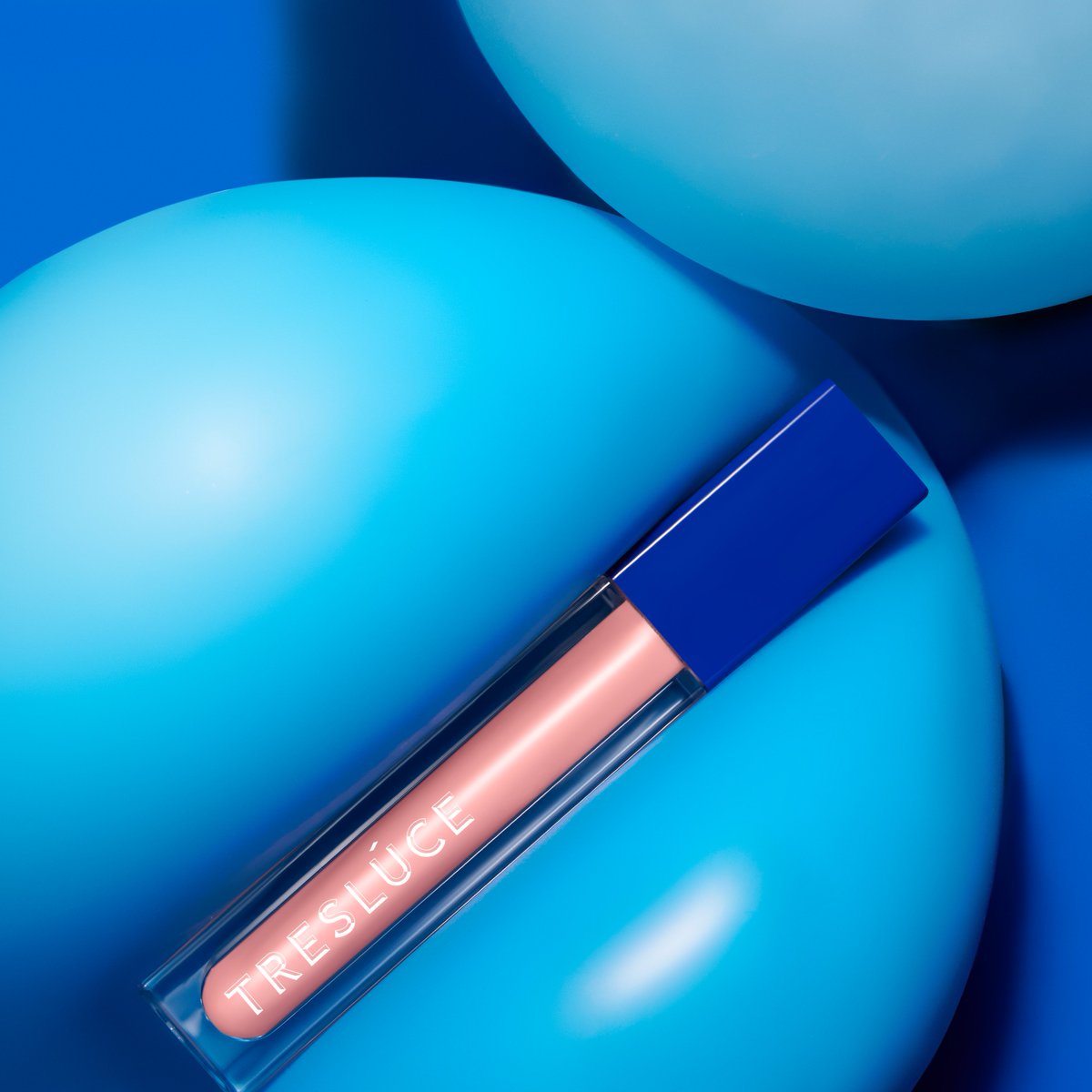 Lips B Like... so luscious, especially with our plumping lip gloss! bit.ly/LipsTresluce