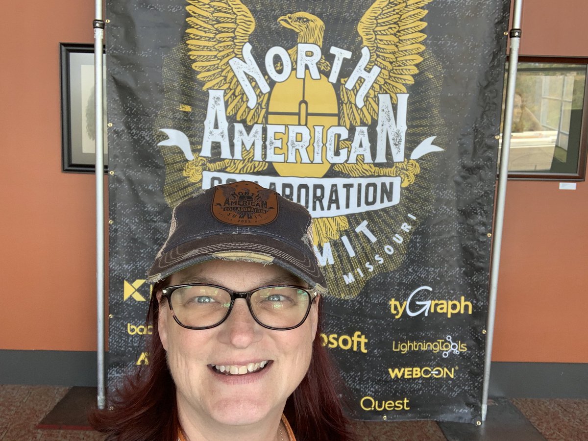 tiffsongvilay's tweet photo. First day in the books. Great workshops. #NACS #communityrocks #MSIgnite @NACollabSummit @brianalderman @TechJahnke @dmadelung @StfBauer @DonKirkham @beckybertram @sarahhaase @mikemaadarani @jasehimm @diverdown1964 https://t.co/2nPlyESrvg