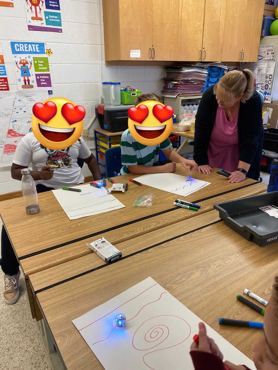 grh_ryan's tweet photo. We had so much fun using ozobots to help us understand relationships today! Thank you @dwsawyer1 @Tekkinheels ! https://t.co/lcNNijBKhm