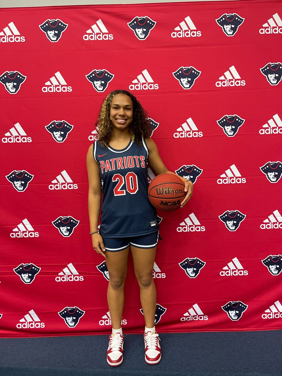 I am beyond grateful to receive my first offer from @bbcladypatriots !! Thank you <a href="/coachmjwallace/">Madi Johnson Wallace</a> for giving me this opportunity!❤️🖤