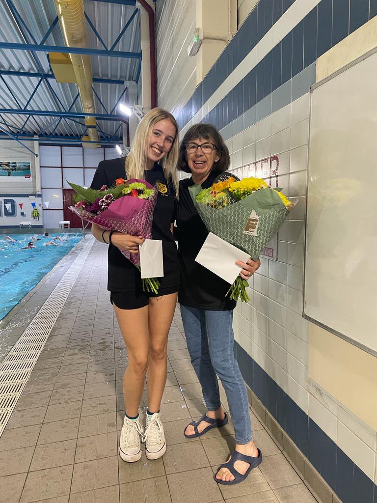 Sue and Eva beat off stiff competition to win their respective categories – Volunteer of Year and Young Volunteer of the Year – in the Swim England South West competition and will now head to the national final on Saturday 26 November at the University of Birmingham. 🎉