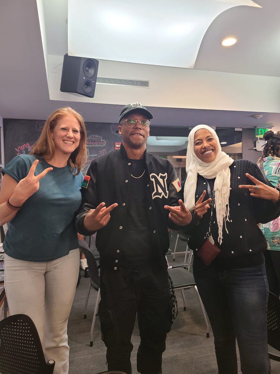 sarbenz4's tweet photo. Was such an honor to meet @LupeFiasco last night after listening to the one and only brilliant @Dee1music talk about trap music at the @HiphopArchive @hgse all thanks to the learning we’re doing in @ayshadances #HistoryOfHipHop https://t.co/4qjdfx5yRV
