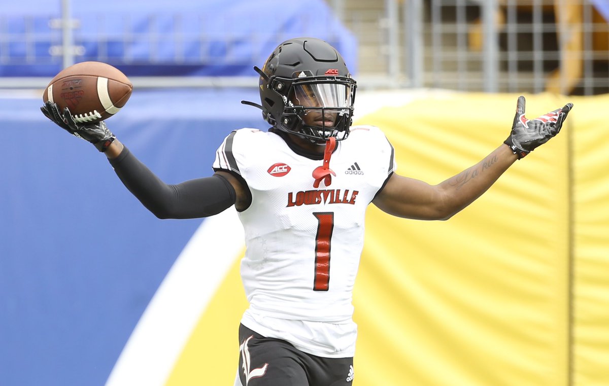 itschancefitz's tweet photo. Blessed to receive an offer from Louisville @LouisvilleFB @CoachStingley @pete_nochta13 https://t.co/xXVUwmT3KV