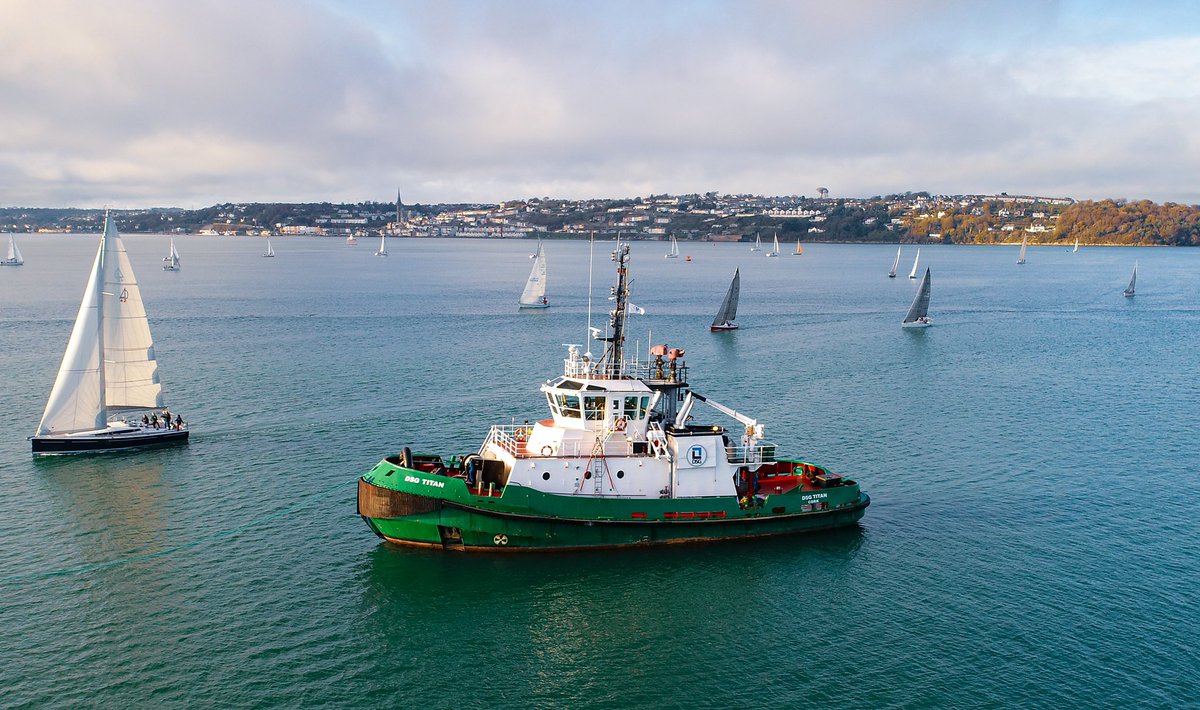 woodsCOBH's tweet photo. Doyle Shipping’s Tug used as a marker for Thursday night sailing in Cork Harbour.
@MarineIrlNet #MIINPhotoComp22 https://t.co/tOagN0gmGh