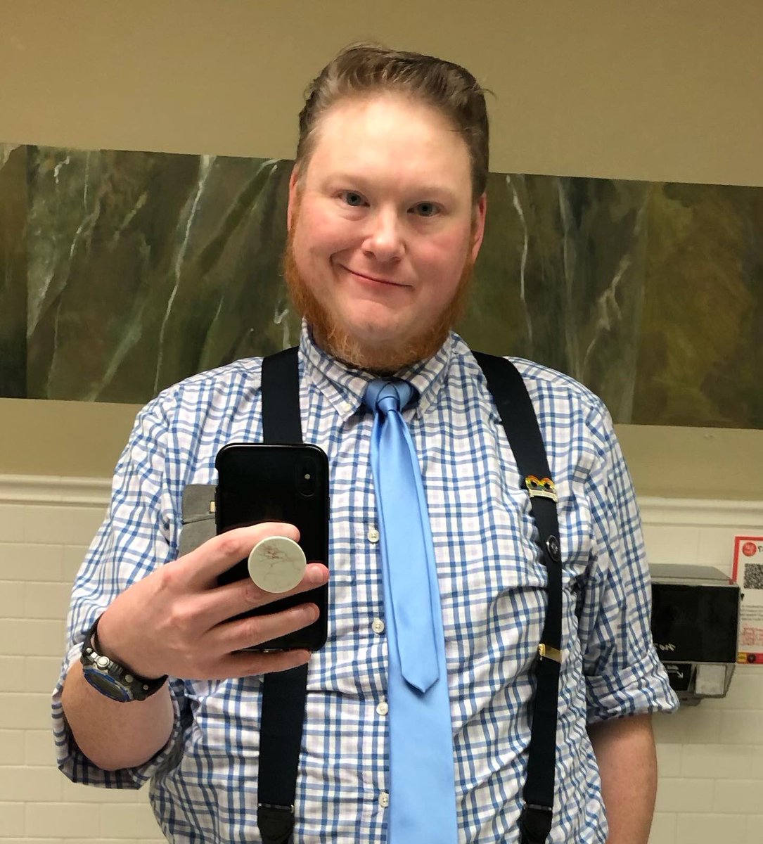 WeatherHike's tweet photo. I call this look โ#autistic chicโ. Yes thatโs a Merovingian knot. And an #ActuallyAutistic rainbow infinity pin. And a #he/#him pin. And a fancy leather #PocketProtector. https://t.co/gQQPvH36pj
