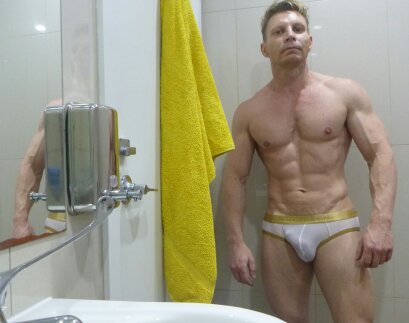 ricky_third's tweet photo. #briefs #mesh https://t.co/zayDK1wFJ7