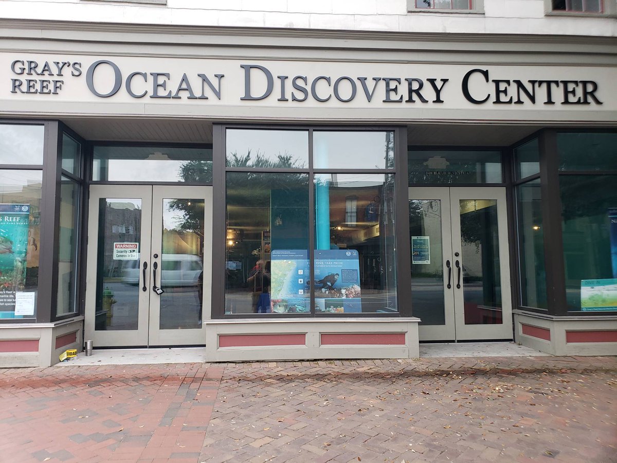 GraysReefNMS's tweet photo. Shout out to @AG_Savannah for giving our building a facelift with our new #GrayReef Ocean Discovery Center.
Just in time for our big SPLASH on Saturday! https://t.co/pMqTnHoktI https://t.co/AQqrjVPghi