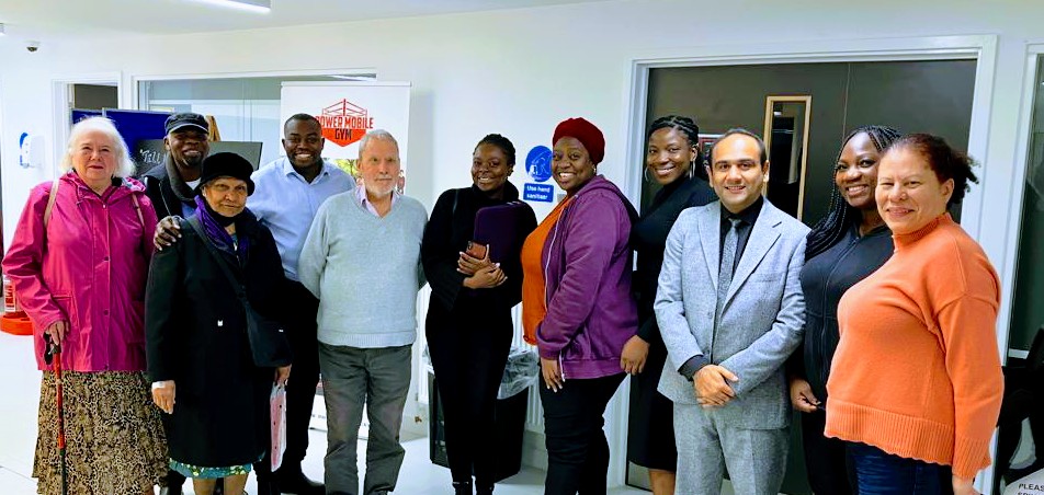 A very productive meeting of Woolwich Common Branch Labour Party at the Woolwich Common Community Centre. <a href="/MrOkereke/">Cllr Anthony Okereke</a>, <a href="/Lizige86/">Cllr Elizabeth Ige</a>, <a href="/PERADR/">Tammy</a>.