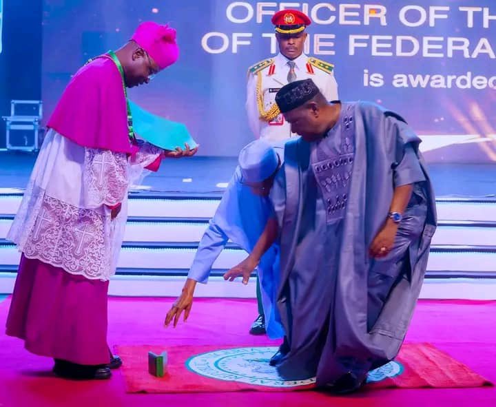 LeadershipNGA's tweet photo. PHOTO STORY: President Buhari alongside his Minister George Akume, attempt to pick an item, which fell down during the conferment of a National Honours Award on the Catholic Archbishop of Abuja Diocese, Ignatius Ayau Kaigama, in Abuja, on Tuesday.

What do you think of this act? https://t.co/rYztyoX3XF