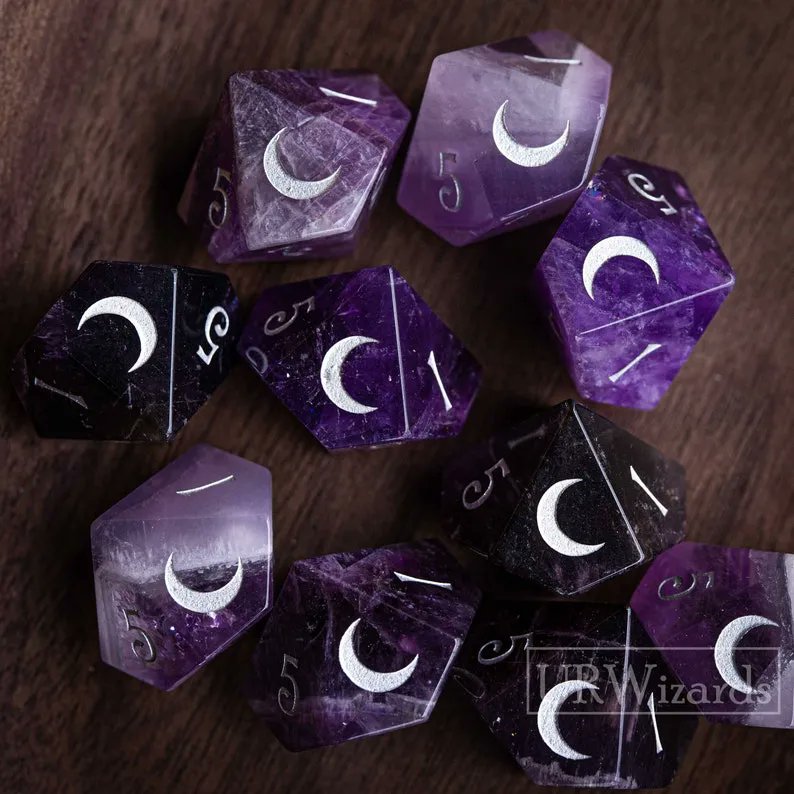 VEPOLS's tweet image. New phone, but found out the @TheOnyxPath path dice app is back to working. 

(Also those custom dice by @urwizards are impressive)