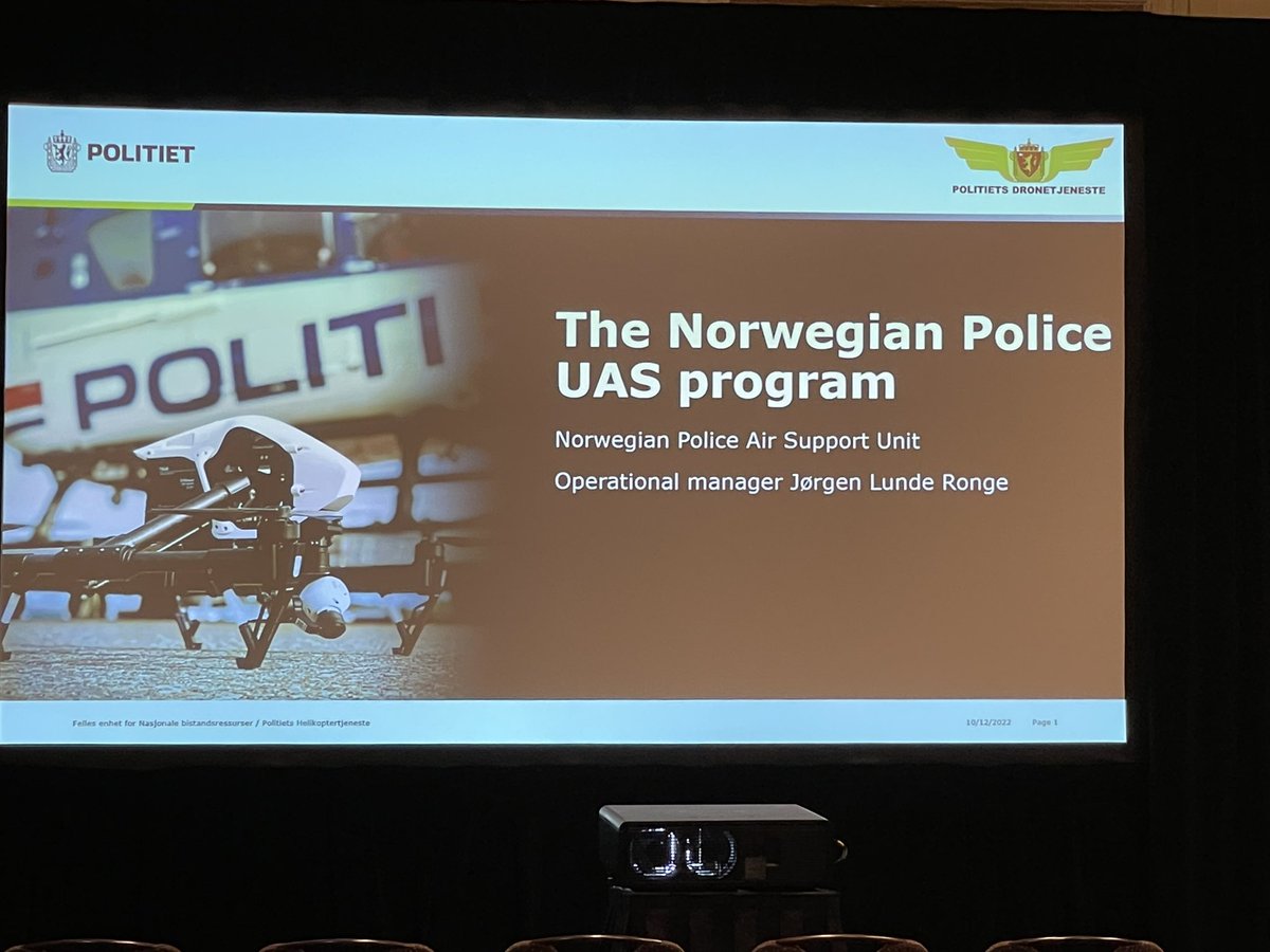 First lecture of the afternoon <a href="/AirWorksUS/">AirWorks</a> <a href="/DJIGlobal/">DJI</a> with speaker Jorgen Lunde Ronge on the importance of logistics and communications in successful drone operations. #drones #drone #uav #uavs #dji #logistics #communications