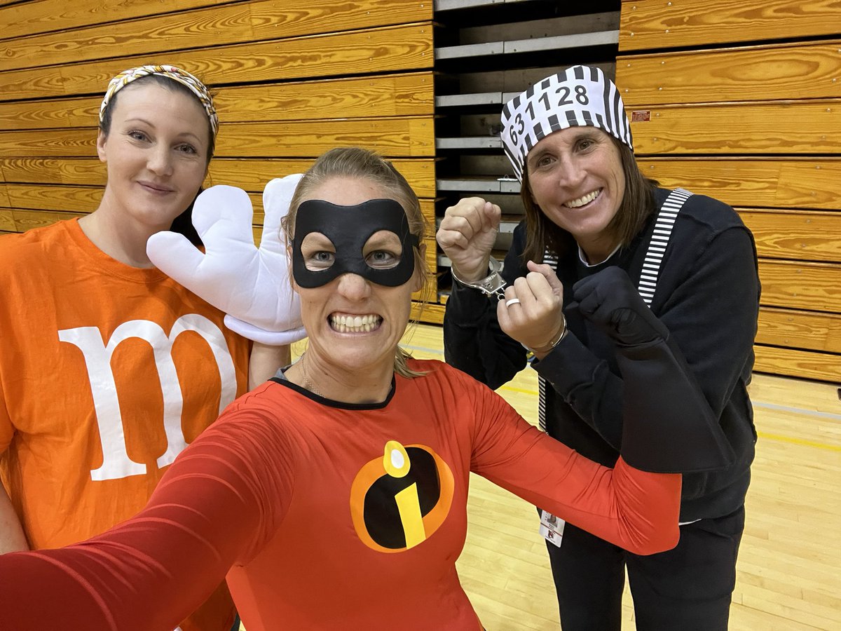 CheneyCardsVB's tweet photo. Annual Halloween practice! #gocardinals https://t.co/Q0PvsVLSku