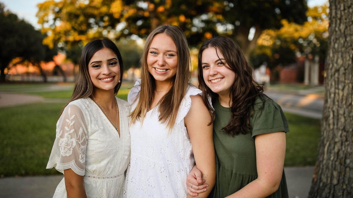 HPU announces 2022 Homecoming Court nominees buff.ly/3CrhOMU