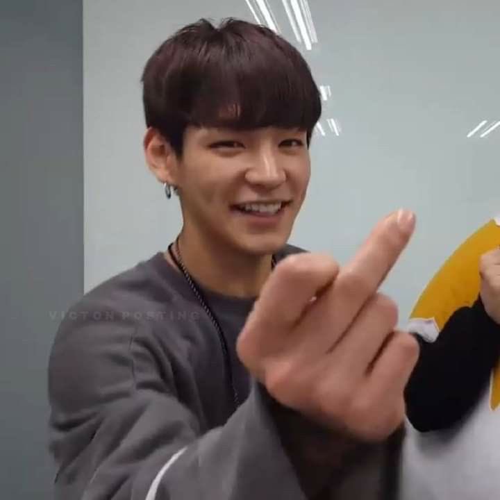 📢 Your attention Alice as no Alice 📢
I SUPPORT AND WILL ALWAYS SUPPORT #찬,
whether you like it or not, I ROYALLY don't care!!
So, you can unfollow me right now because I won't tolerate anything, and it's not my style to be vulgar, but if you don't like it......