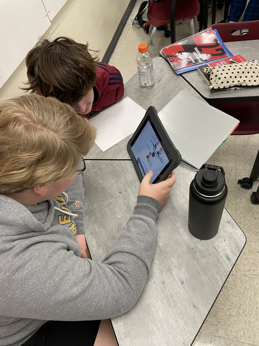 MrPropson's tweet photo. Evaluating similarities and differences of atomic models!
1) Partner inquiry 🧐
2) Small group share-out 🗣 
3) Candy (not pictured) because we had 8AM cravings 🍬 https://t.co/RhbvFKVlG9
