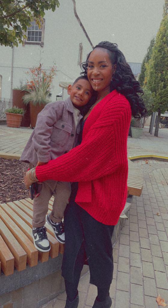 iamFatiima's tweet photo. HAPPY BIRTHDAY QUEEN 🎈♥️ @jencm20 THANK YOU SO MUCH FOR EVERYTHING!* thank you for being here for me no matter what! Always be that amazing person I know God has made! Inspiring, motivating beautiful human I know you are!! I LOVE YOU SO MUCH BAJI ♥️♥️♥️♥️♥️♥️♥️🎉🎉🎉🎉🎈🎈🎈🎈 https://t.co/ni8wKCloYW
