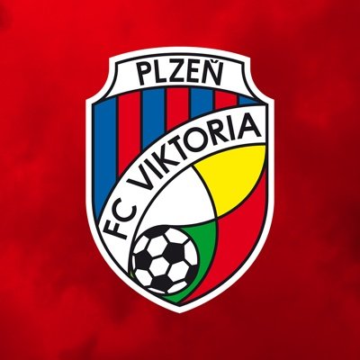 ¿Yo? Hincha del Viktoria Plzeñ desde que nací, me crié viendo a Adam Vlkanova, mi adolescencia fue ver a Jan Kliment brillar y ahora veo a Lukas Hejda sonreír y capitanearlos con la camiseta más hermosa del mundo. Pilsen es el patio de mi casa y Doosam Arena, mi hogar.