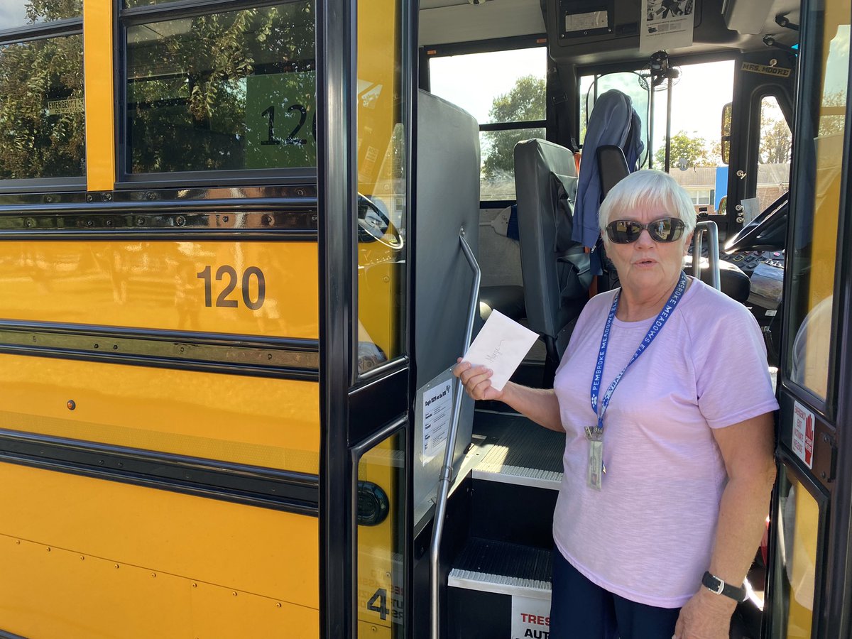 Arla shindelar tweet media