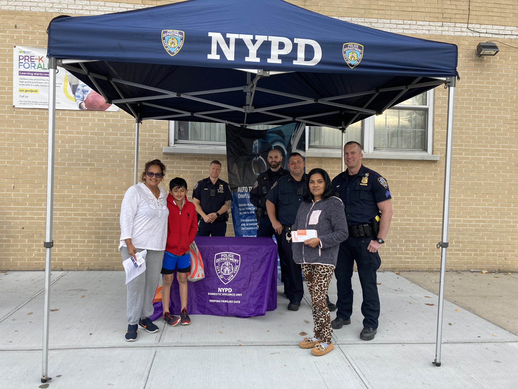 NYPD 106th Precinct (@NYPD106Pct) / Twitter